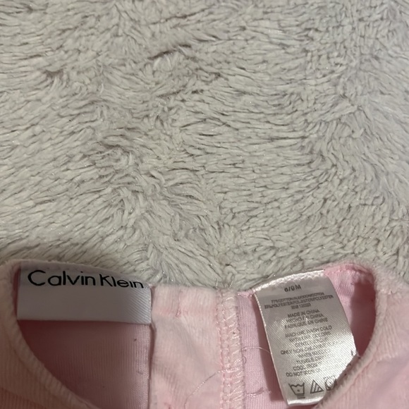 (3 for $10) Calvin Klein fuzzy sweater - Picture 4 of 4